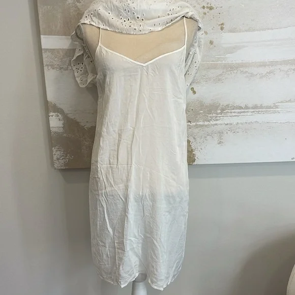 White Flowy Eyelet Dress with Slip by Velvet Graham & Spencer - Picture 5 of 10